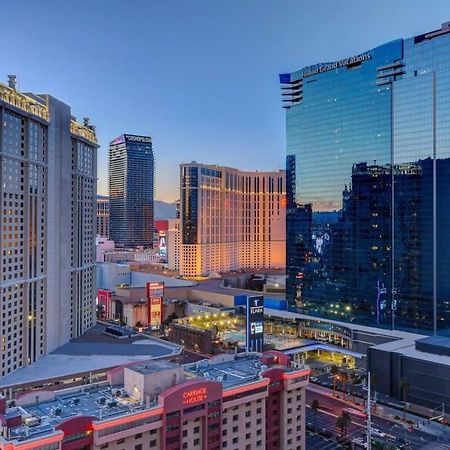 Mgm Signature-21-703 Strip View Jacuzzi Studio ลาสเวกัส ภายนอก รูปภาพ