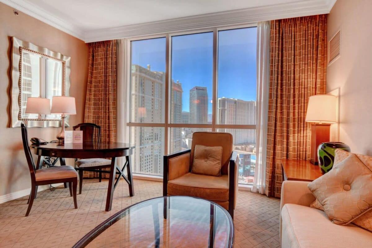 Mgm Signature-21-703 Strip View Jacuzzi Studio ลาสเวกัส ภายนอก รูปภาพ