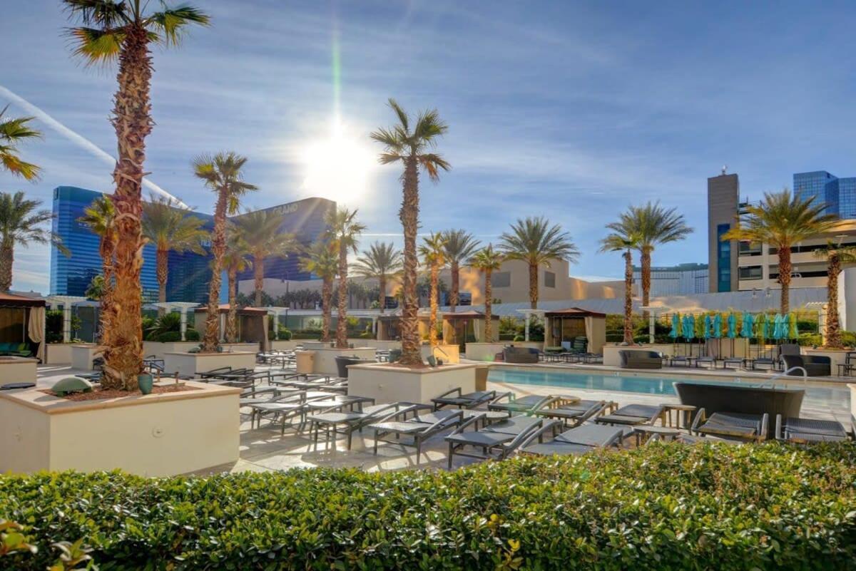 Mgm Signature-21-703 Strip View Jacuzzi Studio ลาสเวกัส ภายนอก รูปภาพ