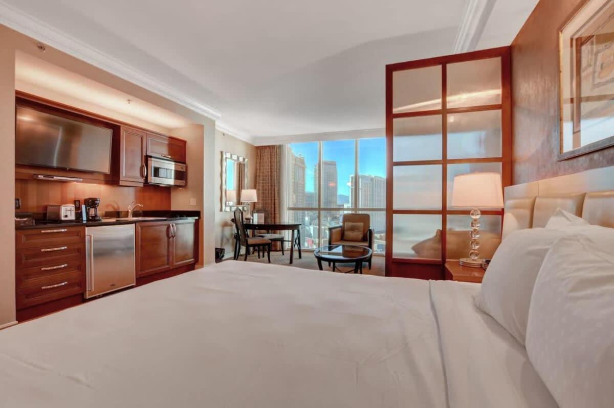 Mgm Signature-21-703 Strip View Jacuzzi Studio ลาสเวกัส ภายนอก รูปภาพ